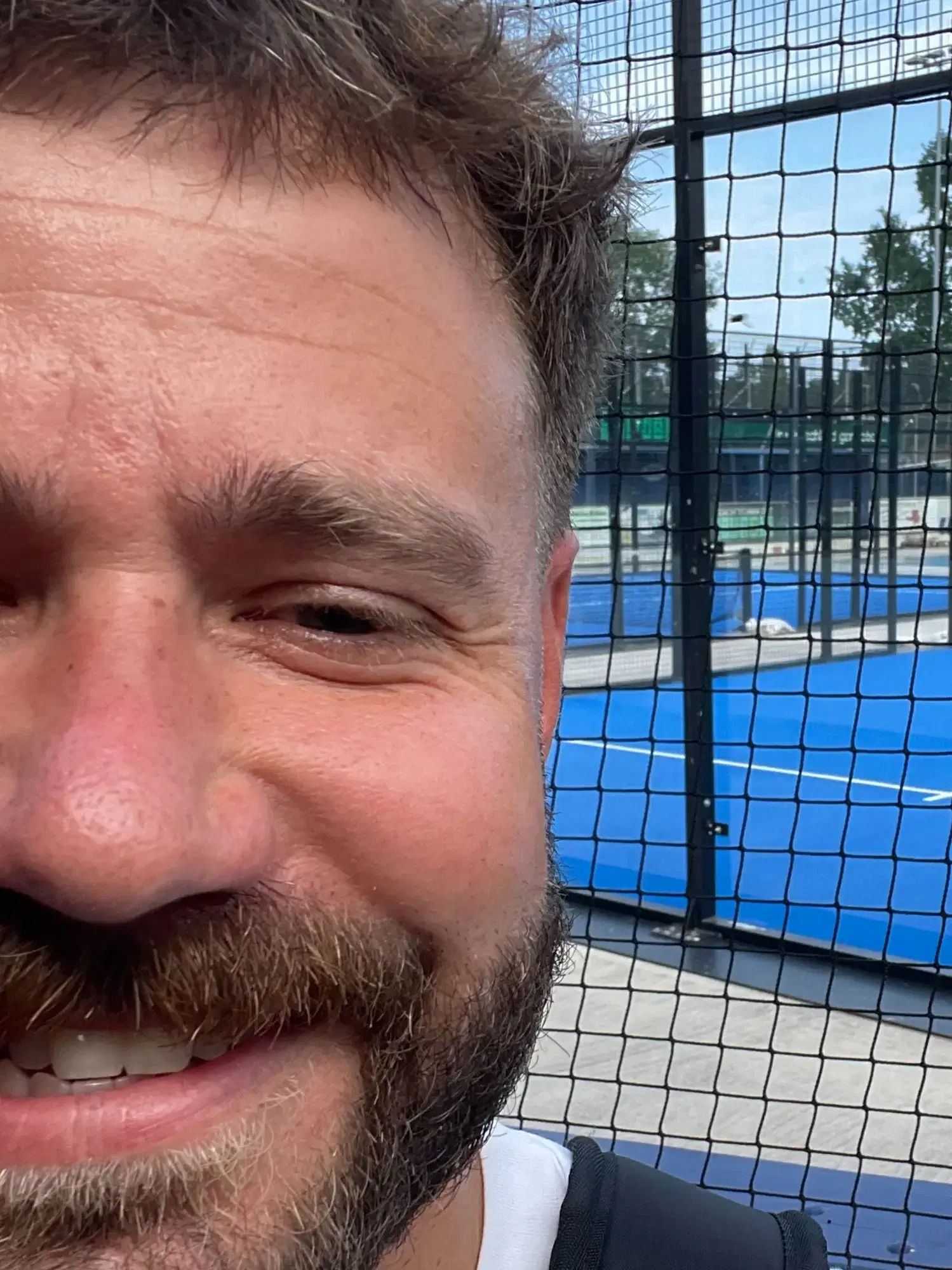 Miles S. – Rentner in Zürich, bietet Bilder aufhängen an | RentARentner