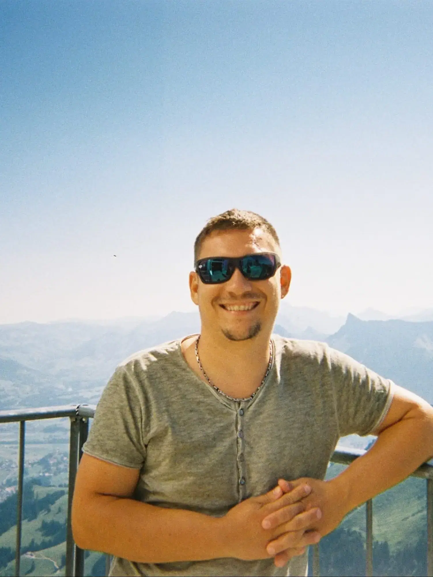 Thomas B. – Rentner in Spiez, bietet Elektroarbeiten und Bilder aufhängen an | RentARentner