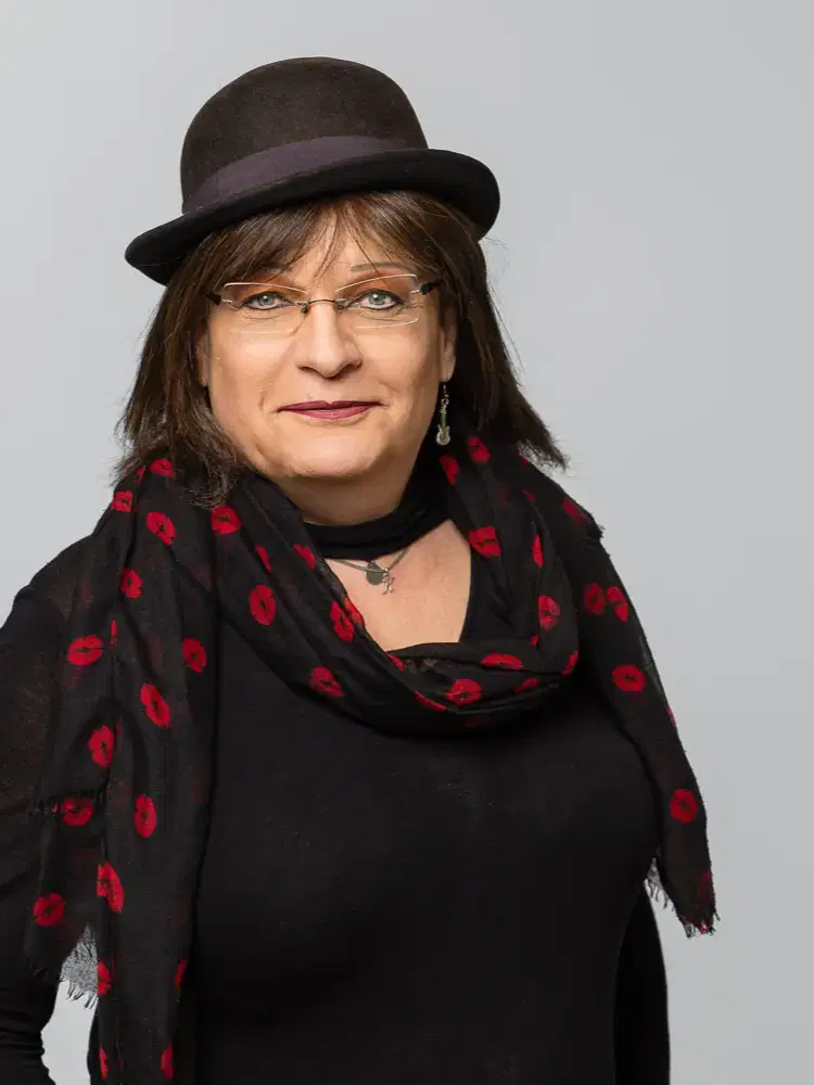 Bianca R. – Rentner in Eiken, bietet Administration allgemein und Marketingberatung an | RentARentner