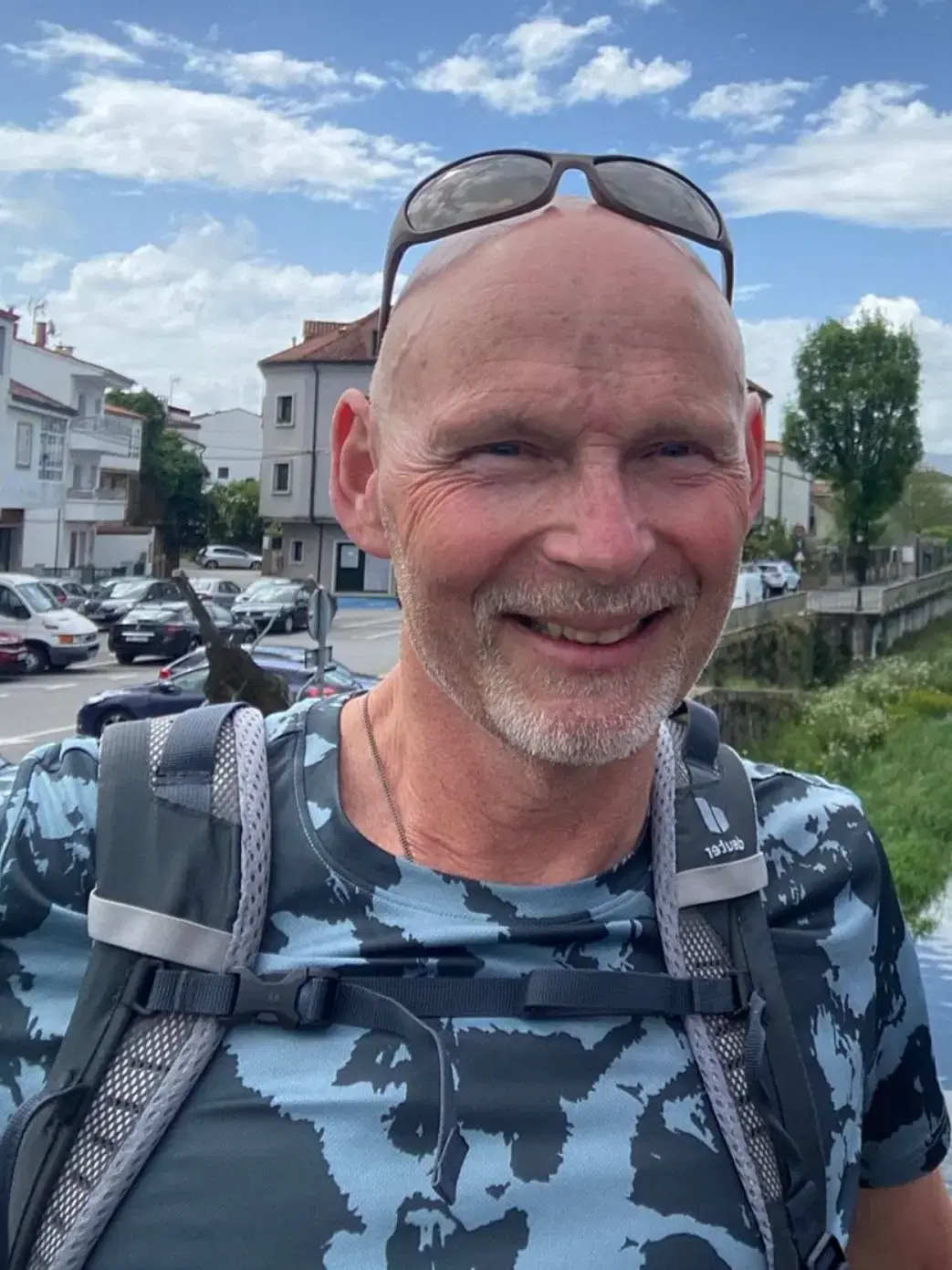 Andreas H. – Rentner in Scheuren, bietet Bilder aufhängen und Lampen montieren an | RentARentner