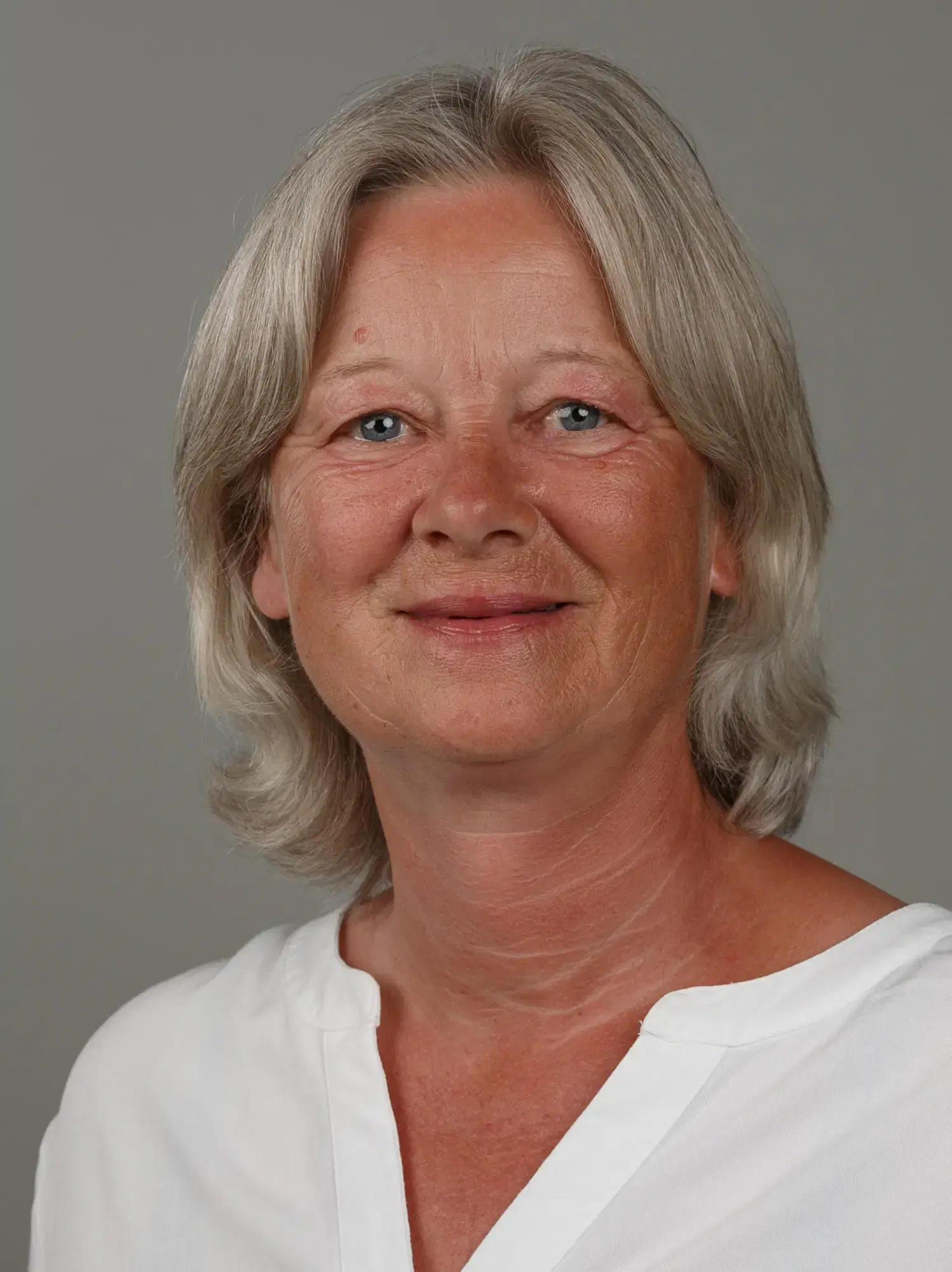 Gabriele K. – Rentner in Windlach, bietet Abhol- und Bringservice Kinder und Hund(e) ausführen an | RentARentner